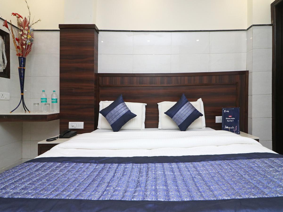Oyo 11594 Hotel Tvs Нью-Делі Екстер'єр фото